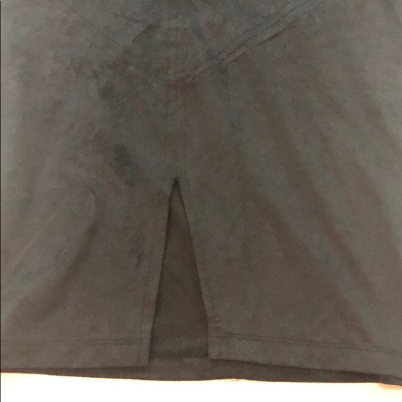 NWT Material Girl Gray Suede Pencil Skirt XS - Picture 4 of 8
